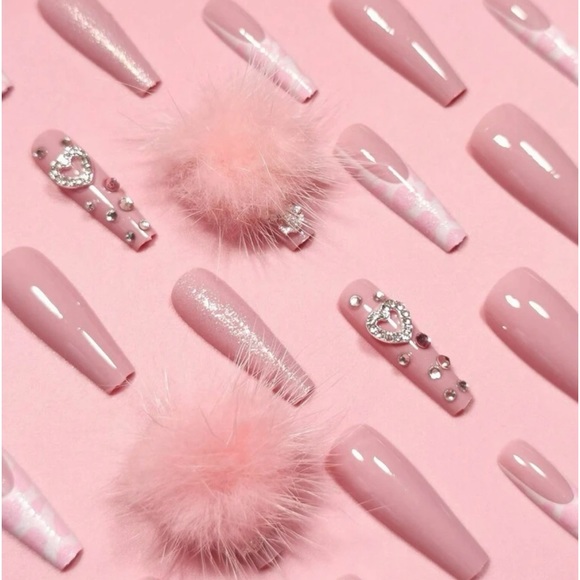 “Pink Barbie” press on nails - Picture 4 of 6